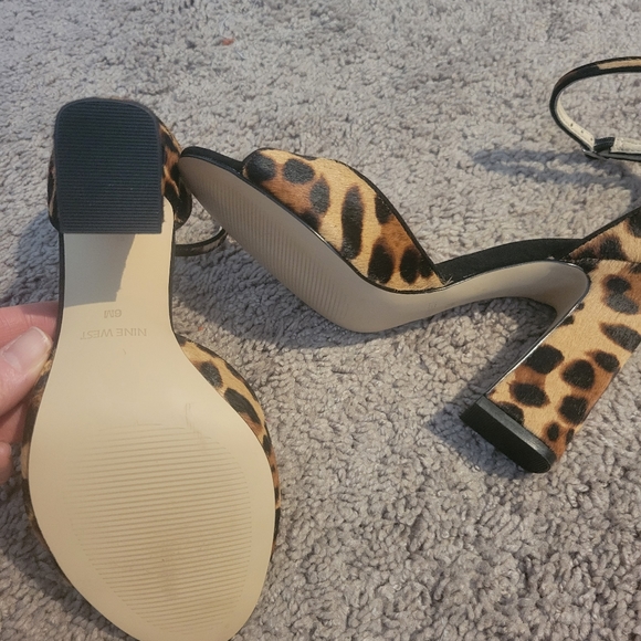 Leopard Heels - Picture 3 of 5